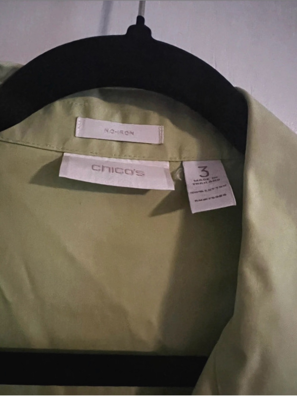 Chico's Lime Green Button-Down Shirt Non-Iron Size XL Coastal Office Resortwear - Picture 3 of 3